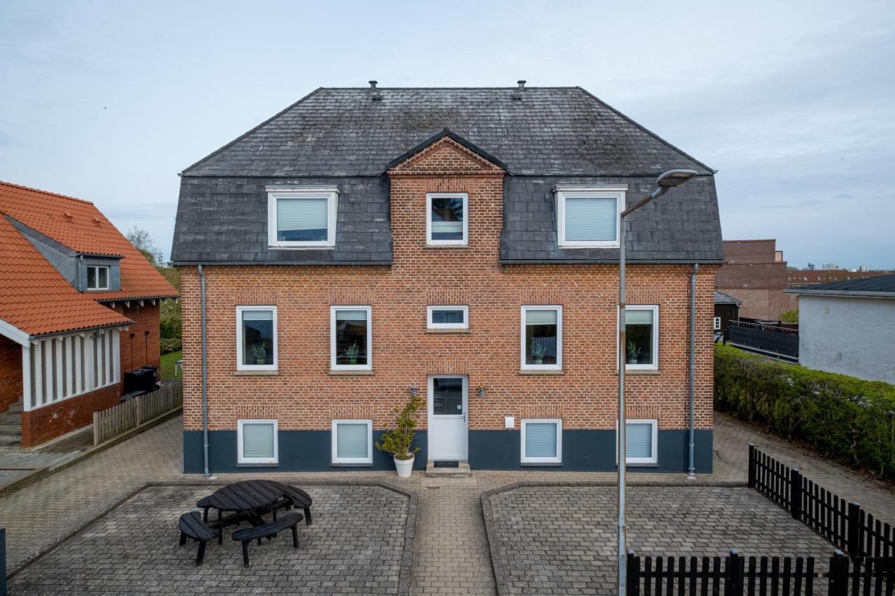 Newly Renovated 1-Bed Apartment In Aalborg Eksteriør billede